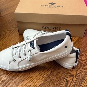 NWT Sperry Women's Crest Vibe Sneaker